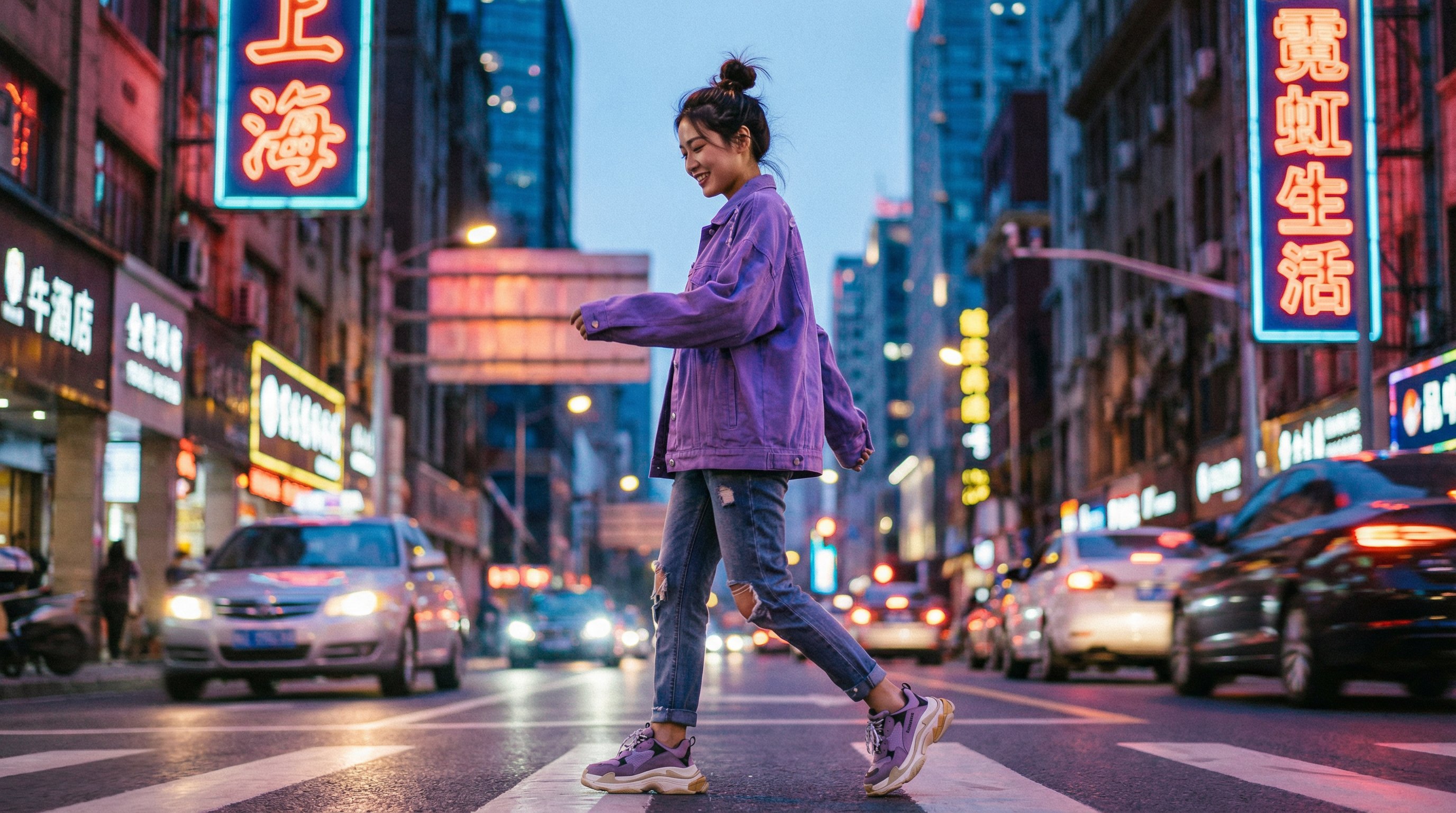 黄色仓库 城市夜景视频